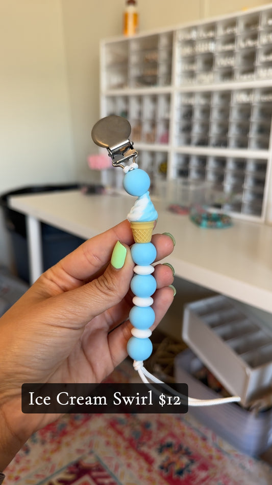 [IN STOCK] Blue Ice Cream Swirl Pacifier Clip